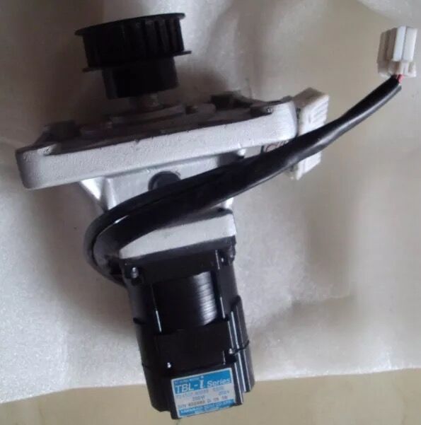 Toshiba Door motor-AC servo motor TBL-I series TS4507N1228 elevator spare parts