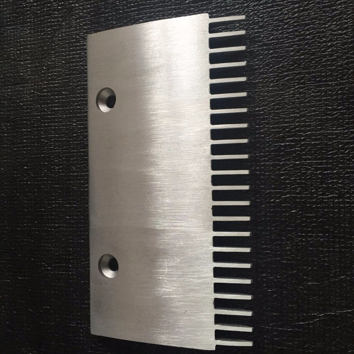 Thyssen escalator comb