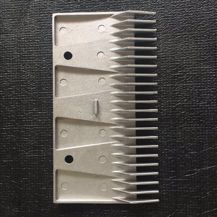 Thyssen escalator comb