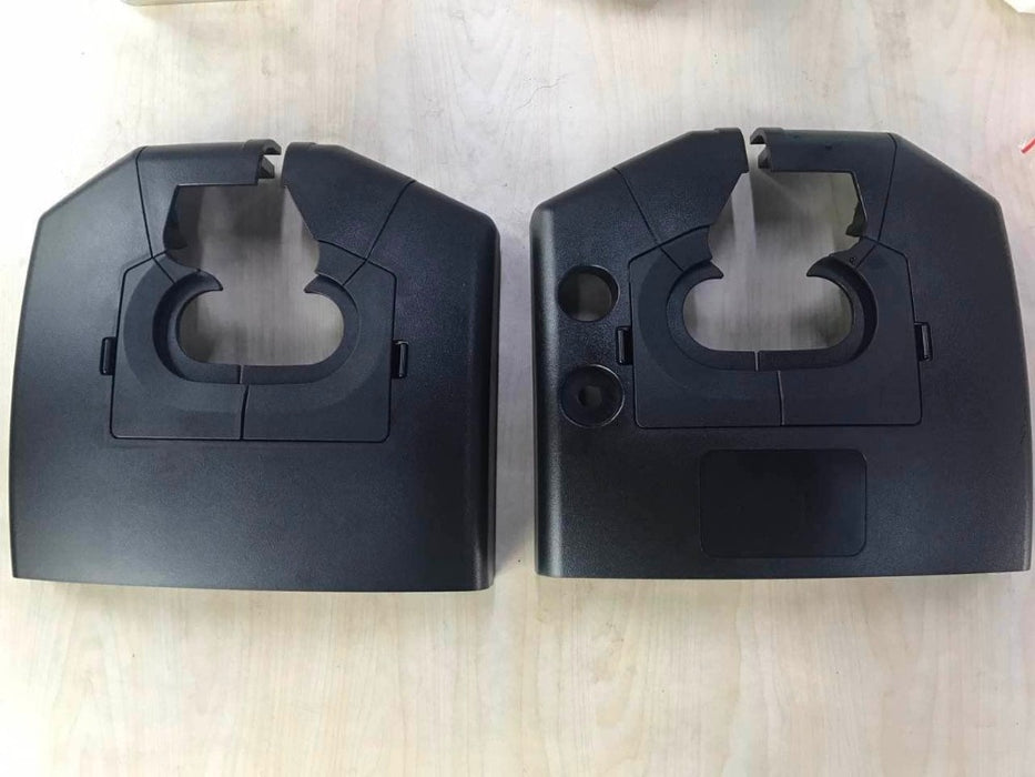 Thyssen handrail entry cover