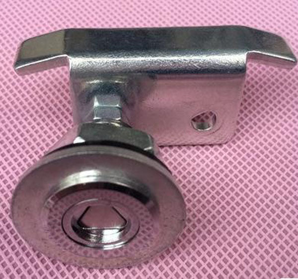 Mitsubishi elevator samll triangle lock